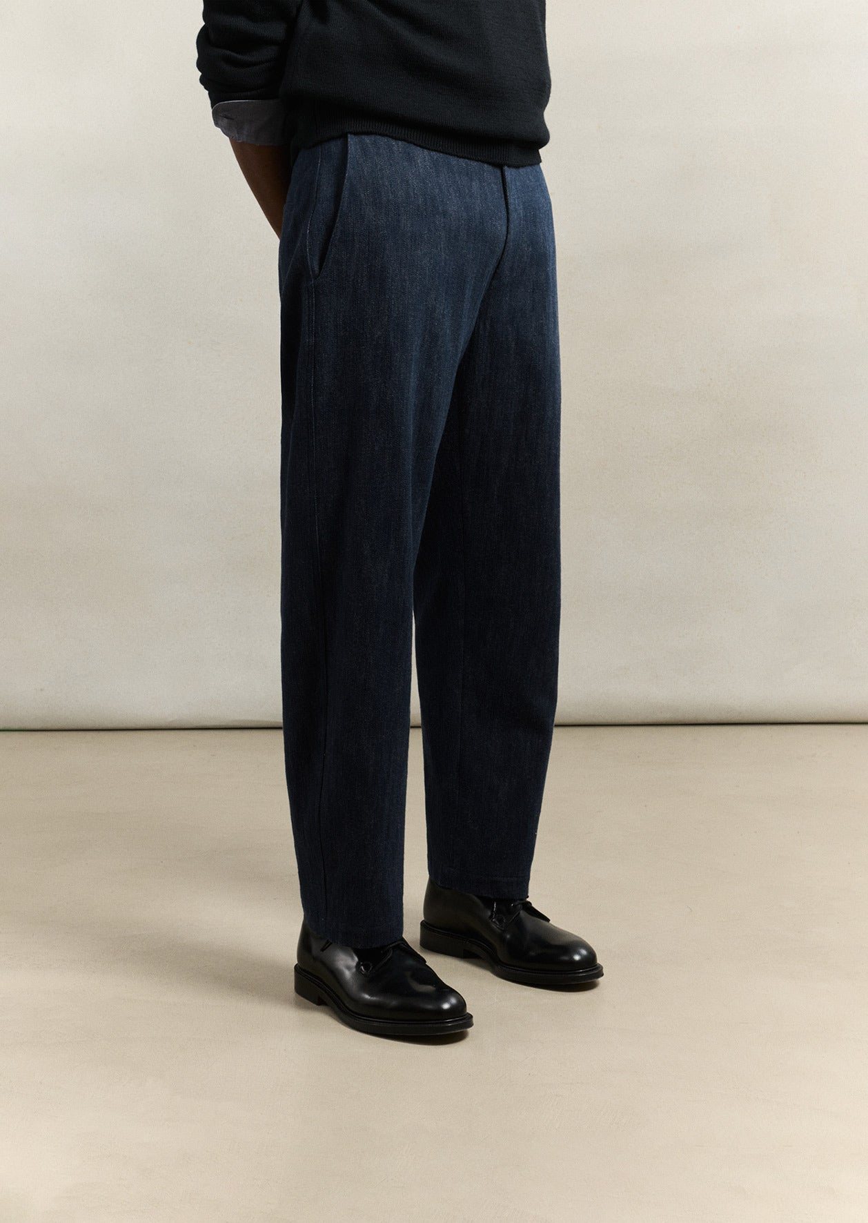 Balloon trousers