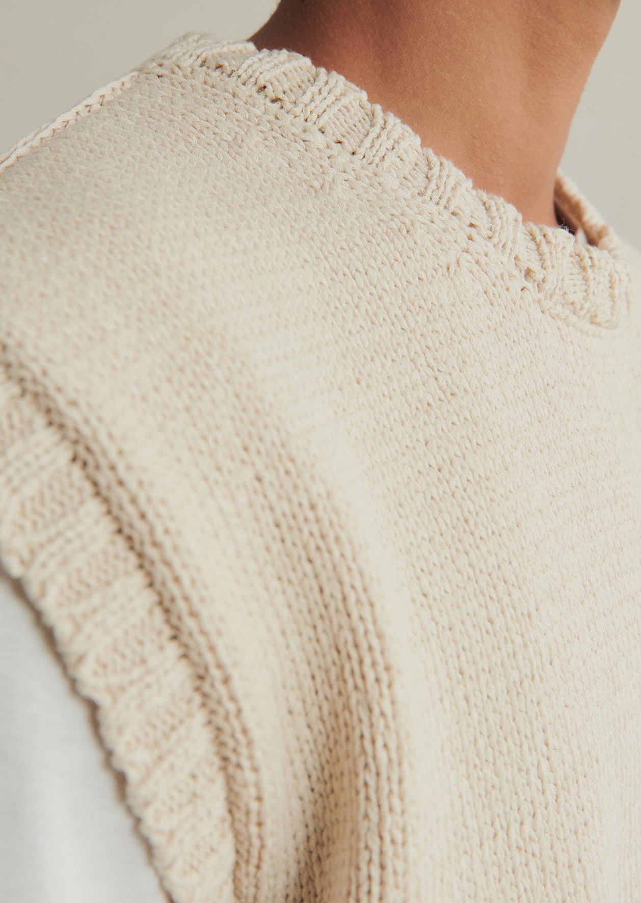 Round Collar Vest
